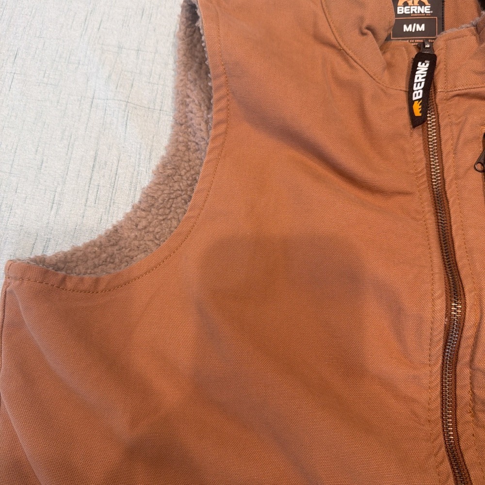 Berne Workwear Canvas Vest Brown Sherpa Lined Work Vest Size M 00053 - Picture 5 of 10